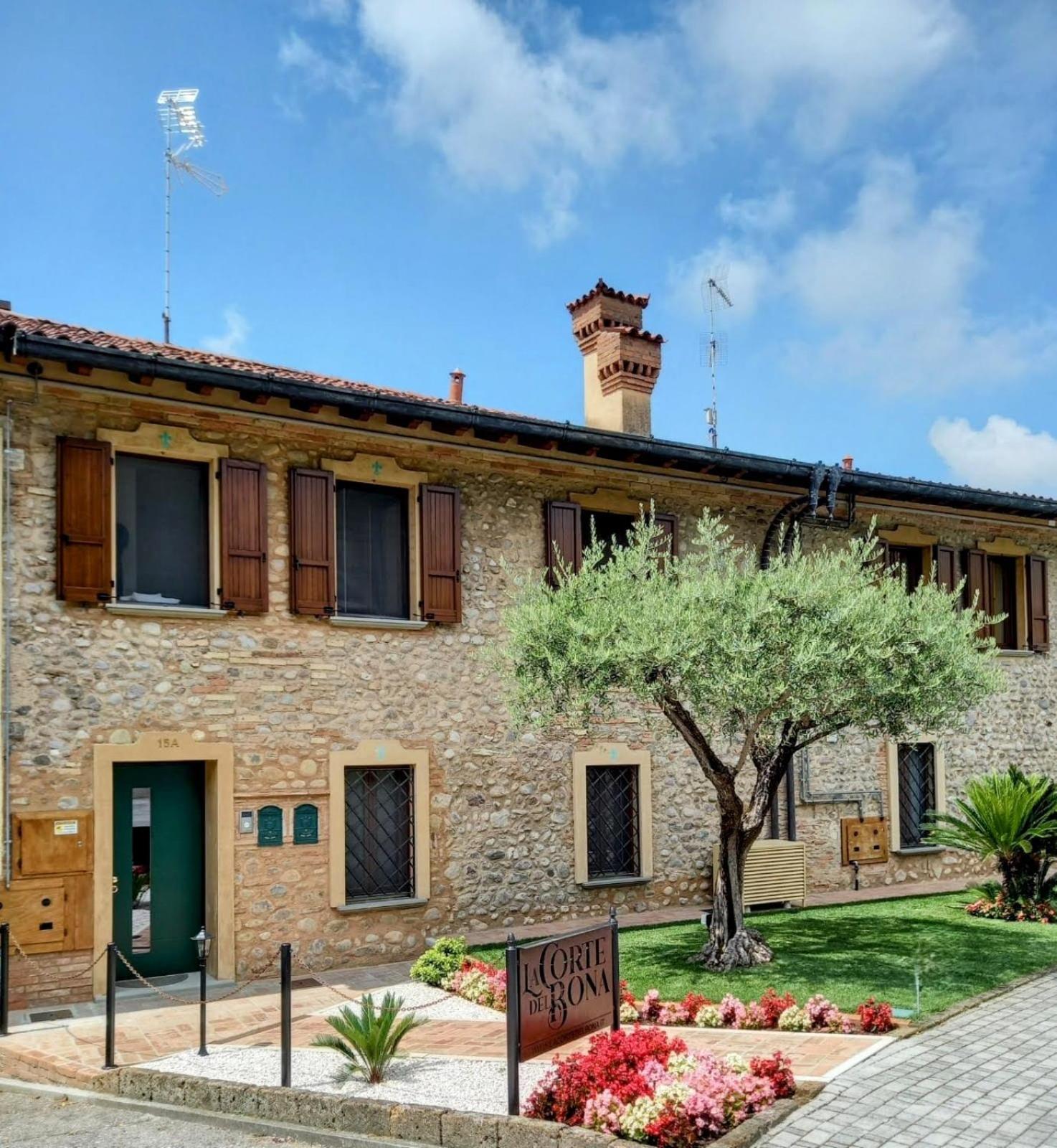 エルブスコLa Corte Del Bona - Vicino Alle Cantine E A Circa 15 Minuti Dal Lago Di Iseo -アパートメント エクステリア 写真